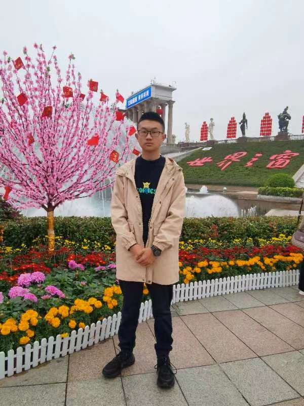 方振宇.jpg